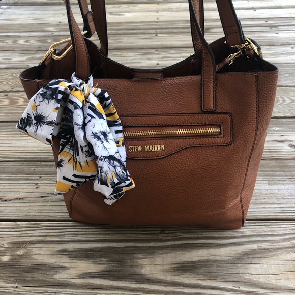 Steve Madden Handbags - Steve Madden Purse